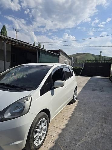 катализатор 247: Honda Jazz: 2010 г., 1.4 л, Робот, Бензин, Хэтчбэк — 3