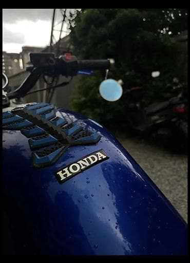 Классический мотоцикл Honda, 400 куб. см, Бензин, Взрослый, Б/у