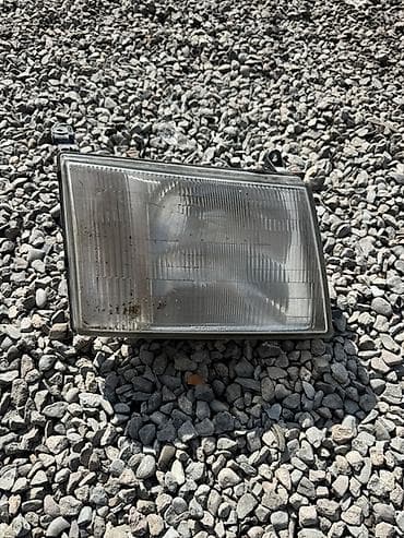 фар 2107: Передняя фара автомобиля (левая/правая — ориентируйтесь по креплениям — 3