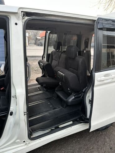 срочно продам авто в связи с переездом: Honda Stepwgn: 2010 г., 2 л, Автомат, Бензиновая, Минивэн — 9