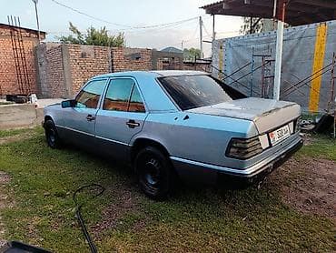 step 2: Mercedes-Benz E-Class: 1990 г., 2.3 л, Механика, Бензин, Седан — 3