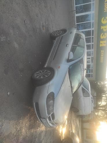 bmw 525 e34: Nissan Almera: 2003 г., 1.8 л, Механика, Бензин, Хэтчбэк — 7