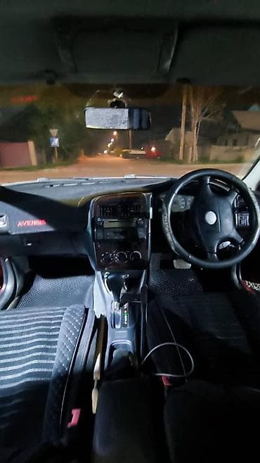 step 2: Toyota Avensis: 2003 г., 2 л, Автомат, Бензин, Седан — 4