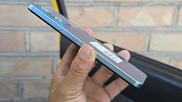 oneplus 5t: Poco X5 Pro 5G, Б/у, 128 ГБ, цвет - Голубой, 2 SIM — 4