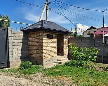 дешевые дачи: Продаётся кирпичный двухэтажный дом с участком и капитальным — 4