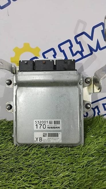 fx37: Infiniti FX37, блок управления двигателем — 1
