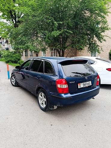 продаю с: Mazda 323: 2001 г., 1.6 л, Автомат, Бензин, Универсал — 2