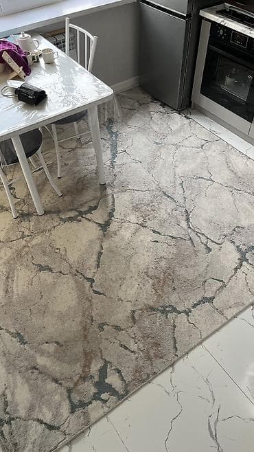 Ковер Б/у, 250 * 250, Безналичная/наличная оплата at lalafo.kg Ковер Б/у, 250 * 250, Безналичная/наличная оплата