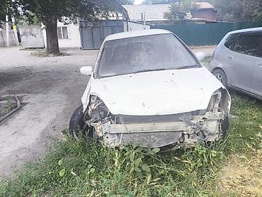 5: Honda Civic: 2003 г., 1.5 л, Автомат, Бензин — 4