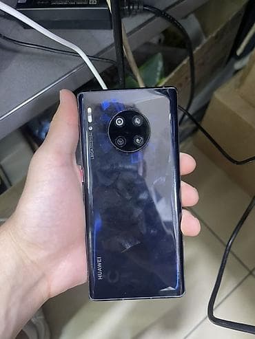 Huawei Mate 30 Pro 5G — флагман с изогнутым «водопадным» OLED‑дисплеем at lalafo.kg Huawei Mate 30 Pro 5G — флагман с изогнутым «водопадным» OLED‑дисплеем
