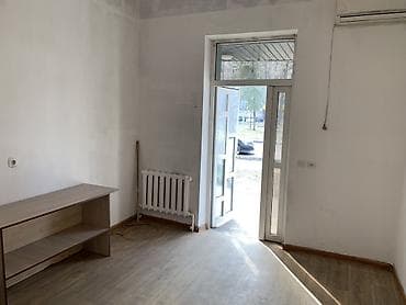квартира 1 этаж: Аренда помещения на первом этаже с отдельным входом с улицы — 9