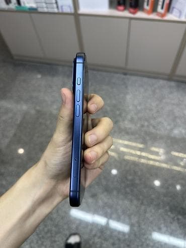 iphone китайский: IPhone 17 Pro, Б/у, 256 ГБ, Синий, Защитное стекло, Чехол, Коробка, 100 % — 3