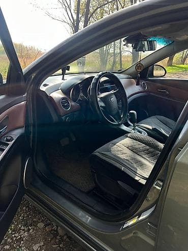 buick skylark: Daewoo Lacetti: 2010 г., 1.8 л, Автомат, Бензин, Седан — 4
