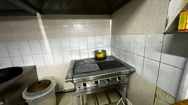 столы производственные для общепита бу: Кафе үчүн үстөл жана отургуч, Колдонулган, Өзү алып кетүү — 2