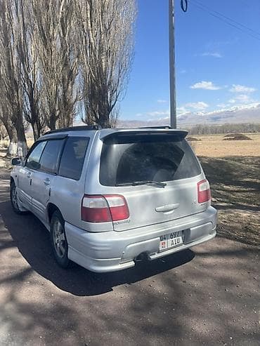 Subaru Forester: 2000 г., Автомат, Газ, Универсал