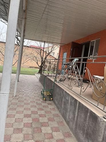 хата с бильярдом: Дом, 250 м², 7 комнат, Собственник, Косметический ремонт — 3