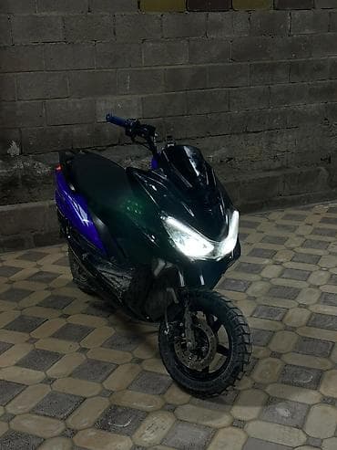 скутер колдонулган: Скутер түрү 150 куб. см, Бензин, Колдонулган — 1