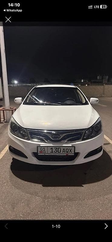 BYD E5: 2017 г., Седан