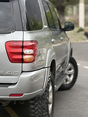 Toyota Sequoia: 2001 г., 4.7 л, Газ, Внедорожник — 4