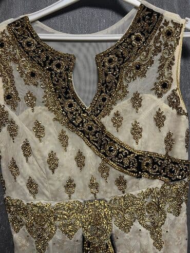 Вечернее платье, Русалка, Длинная модель, Вискоза, Без рукавов, Камни, M