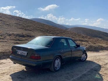 bmw e32: Mercedes-Benz W124: 1993 г., 3 л, Механика, Дизель, Седан — 4