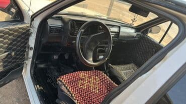 7 тонник: Volkswagen Golf: 1984 г., 1.8 л, Механика, Бензин, Хэтчбэк — 6