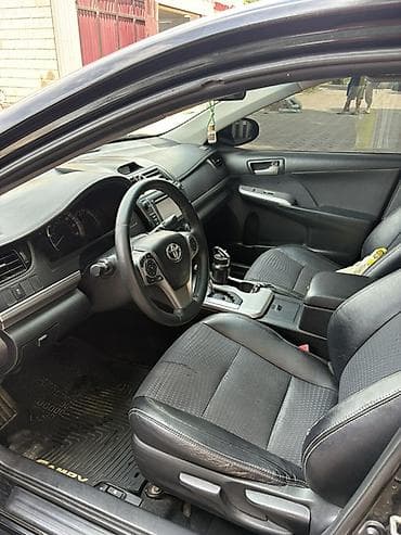 Транспорт: Toyota Camry: 2013 г., Автомат, Бензин, Седан — 8