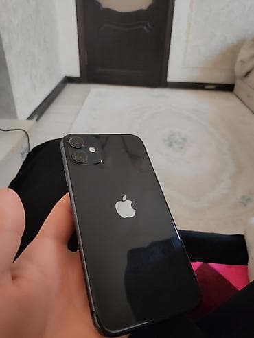 айфон 2ж: IPhone 11, Новый, 128 ГБ, Черный, Чехол, 80 % — 6