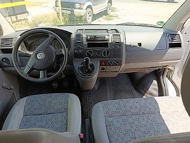 стол на срв: Volkswagen Transporter: 2009 г., 1.9 л, Механика, Дизель, Минивэн — 6