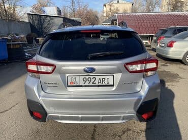 Продажа авто: Subaru XV: 2018 г., 2 л, Вариатор, Бензин, Хэтчбэк — 4