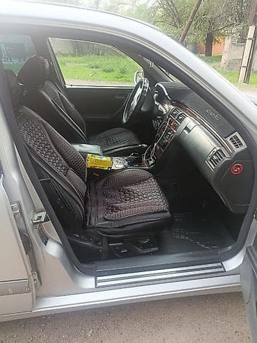 forester 2003: Mercedes-Benz E-Class: 1999 г., 2 л, Ручные, Бензин, Седан — 10