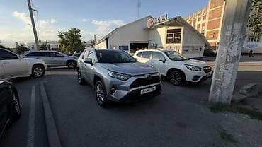 Продажа авто: Toyota RAV4: 2021 г., 2.5 л, Автомат, Бензин, Кроссовер — 4