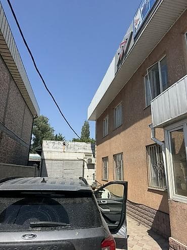 геологов: Задаю в аренду 2 этаж под бизнес 60 квадратных метра по ул — 3