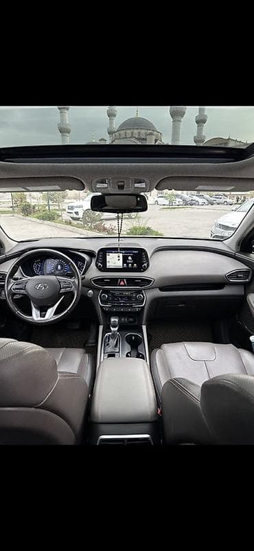 авто салона: Hyundai Santa Fe: 2019 г., 2.4 л, Автомат, Бензин, Кроссовер — 6
