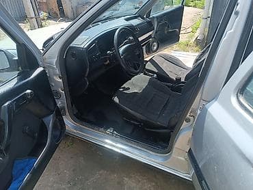jetta 2: Volkswagen Vento: 1993 г., 1.8 л, Ручные, Бензин, Седан — 6
