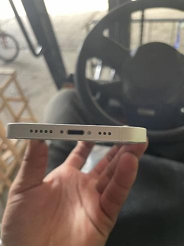 redmi 12 lite: IPhone 12, Б/у, 128 ГБ, Белый, Зарядное устройство, Защитное стекло, Чехол, 100 % — 2