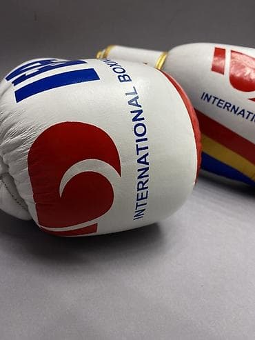real: Боксерские перчатки IBA (International Boxing Association) 2026 ( кожа — 4