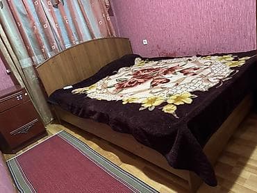 Спальный гарнитур(кровать,шкаф,две прикроватные тумбочки,модульная at lalafo.kg Спальный гарнитур(кровать,шкаф,две прикроватные тумбочки,модульная