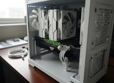 Электронные книги: Видеокарта, Б/у, Asus, GeForce RTX, 12 ГБ, Для ПК — 1