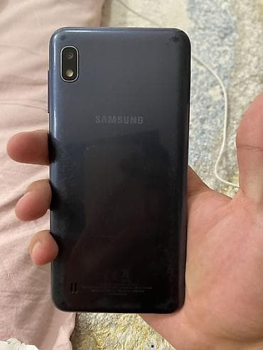 Samsung Galaxy A10, 32 ГБ, 2 SIM