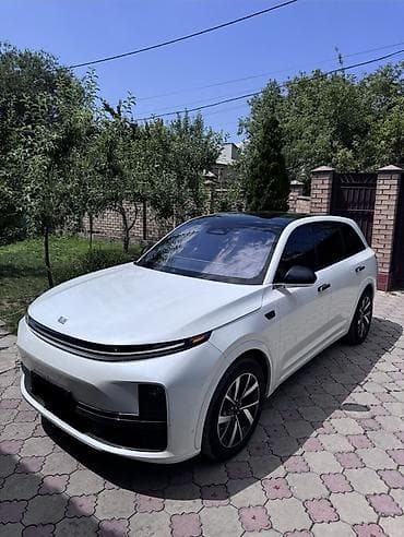 byd pro: Lixiang L7: 2023 г., 1.5 л, Автомат, Гибрид, Кроссовер — 2