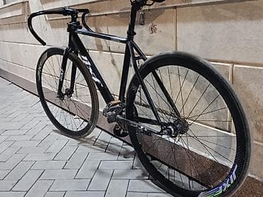 фикс геар: Городской велосипед фикс/сингл-спид (fixie) - Рама и вилка: стальная — 3