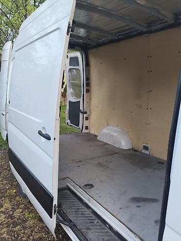 мерседес гигант кабина: Легкий грузовик, Mercedes-Benz — 10