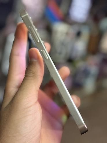 xbox 720: Samsung Galaxy S24, Б/у, 256 ГБ, цвет - Бежевый, В рассрочку, 1 SIM, 2 SIM, eSIM — 3