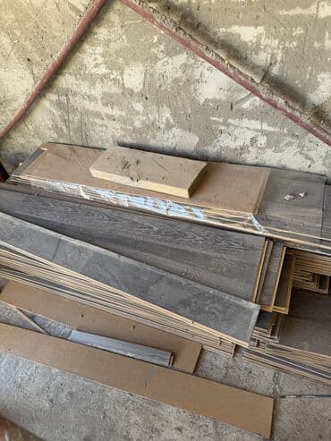 куплю бу матрас: Продаю ламинат Состояние хорошее, остаток после ремонта. Цвет — тёмный — 1