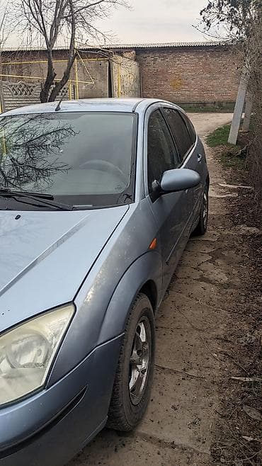 b class: Ford Focus: 2005 г., 1.6 л, Механика, Бензин, Хэтчбэк — 2