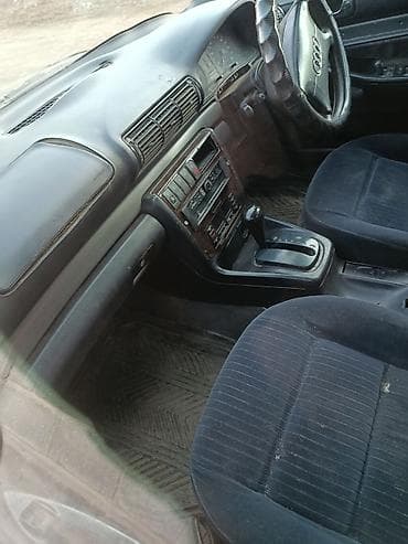 чехлы бу: Audi A4: 1997 г., 1.8 л, Автомат, Бензин, Седан — 3