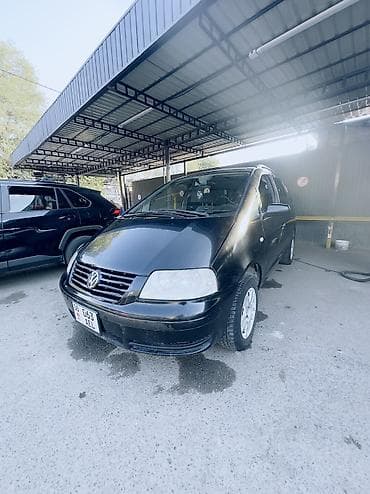 Volkswagen Sharan: 2001 г., 1.8 л, Механика, Бензин, Минивэн — 1
