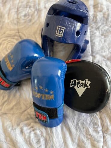 футы для тхэквондо: Набор для единоборств (таэквондо/кикбоксинг/бои с полной защитой) — 6