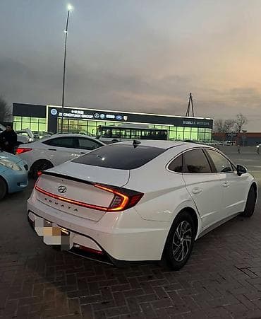 sonata 2004: Hyundai Sonata: 2021 г., 2 л, Автомат, Гибрид, Седан — 2